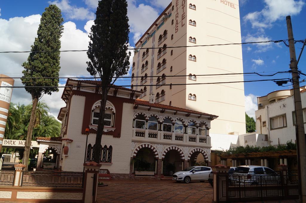 Tamareiras Park Hotel Uberaba Kültér fotó